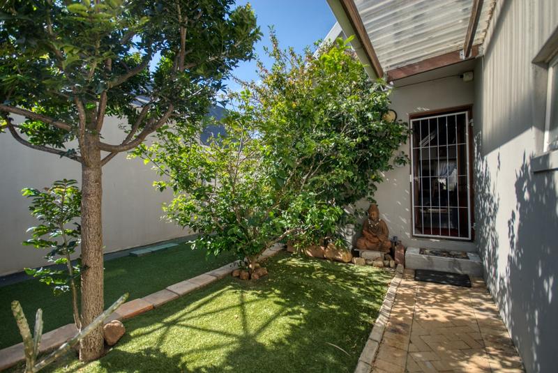 3 Bedroom Property for Sale in Gordons Bay Western Cape